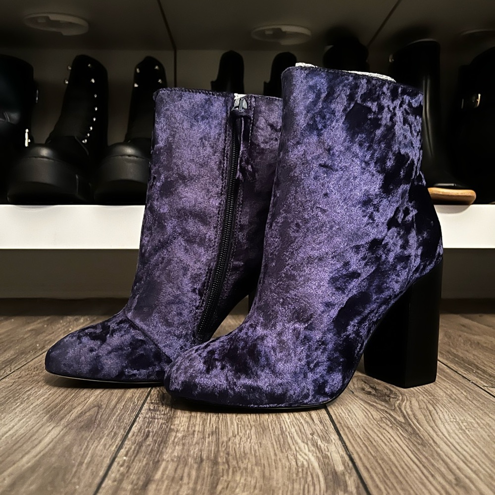 DONATED - Rebecca Minkoff velvet blue booties size 7
